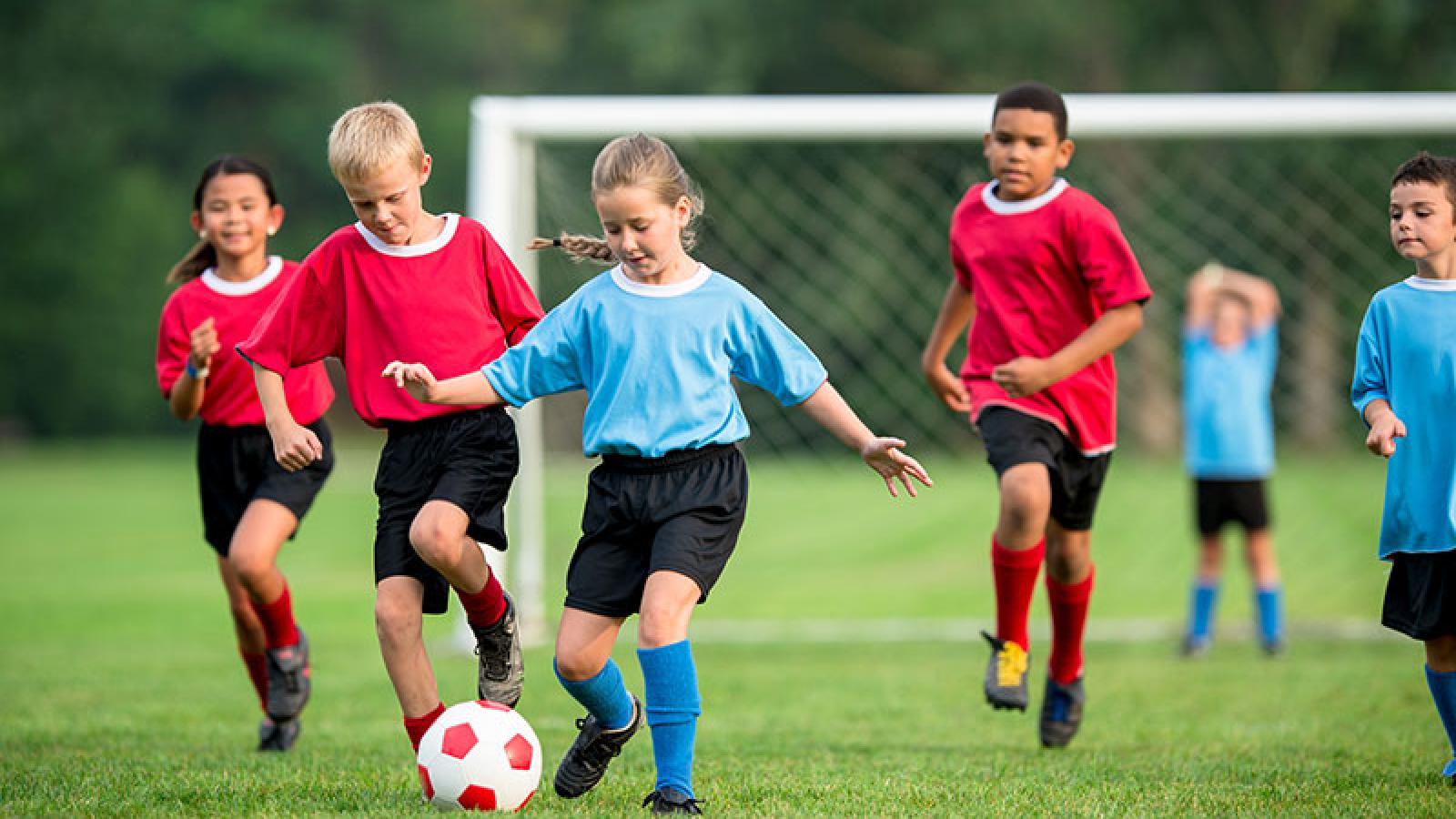 8 Tips to Prevent Sports Injuries in Kids